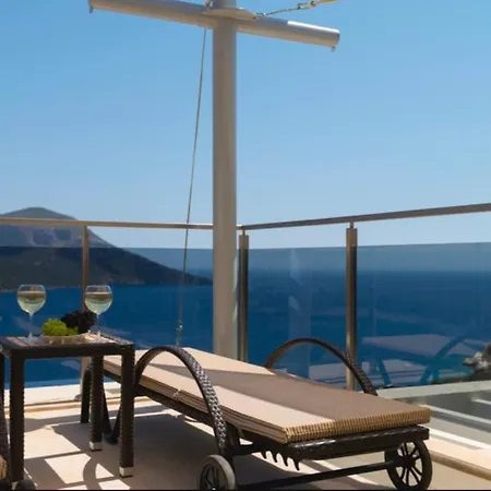 Luxury With Private Swimming Pool Appartement Kaş